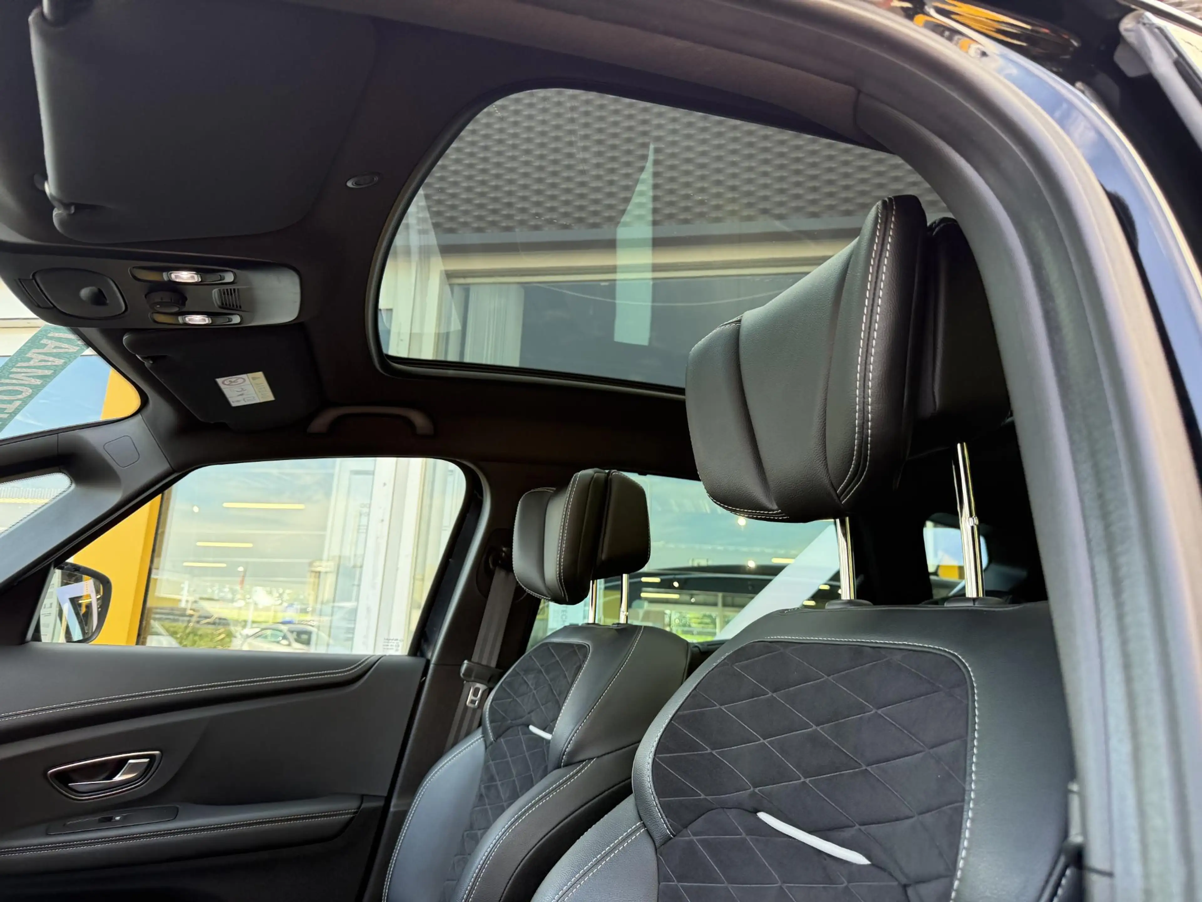 Renault Scenic 1.3 TCe 140 EDC Black Edition | Panorama dak | Hea — photo 7
