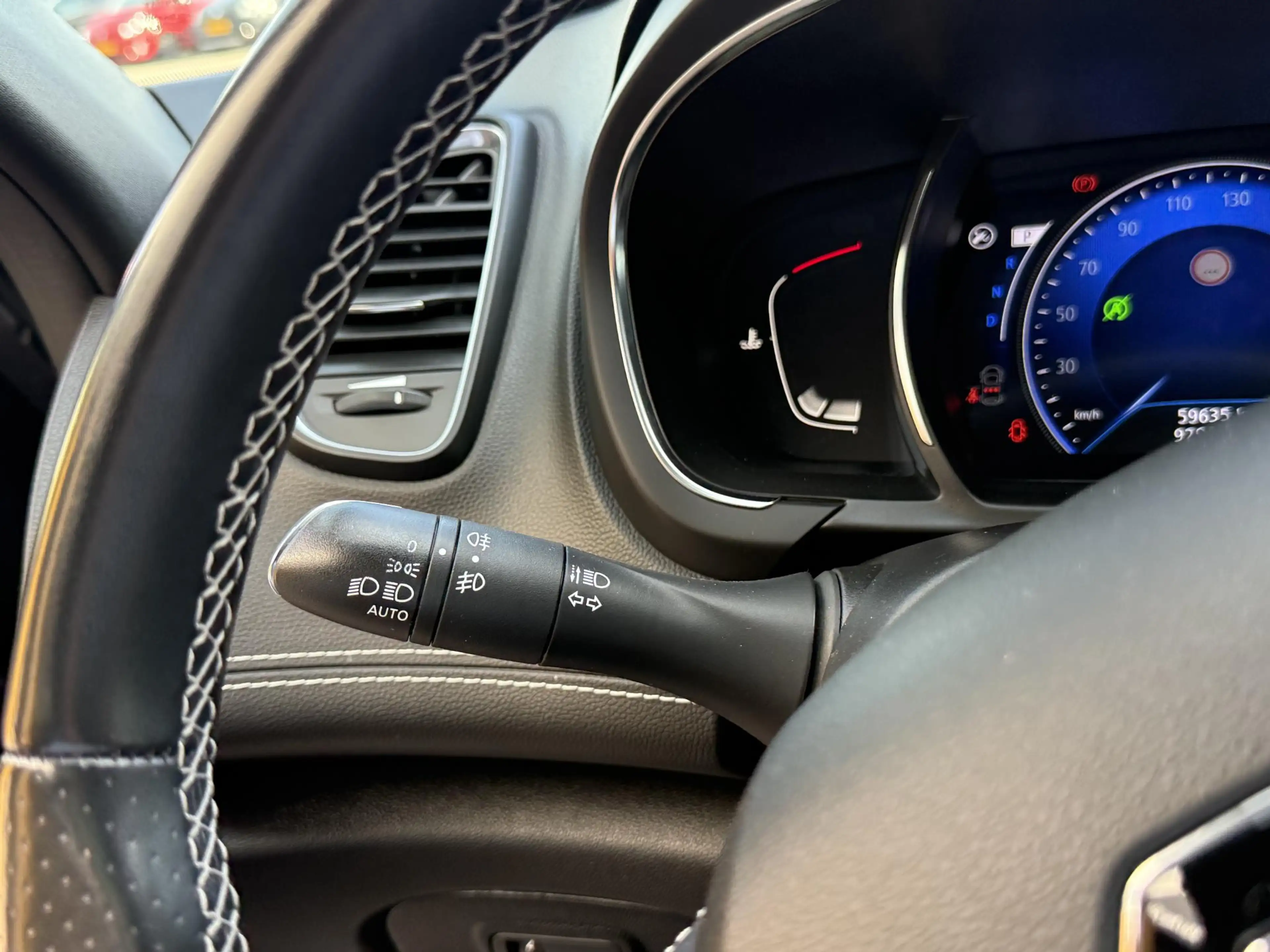 Renault Scenic 1.3 TCe 140 EDC Black Edition | Panorama dak | Hea — photo 14