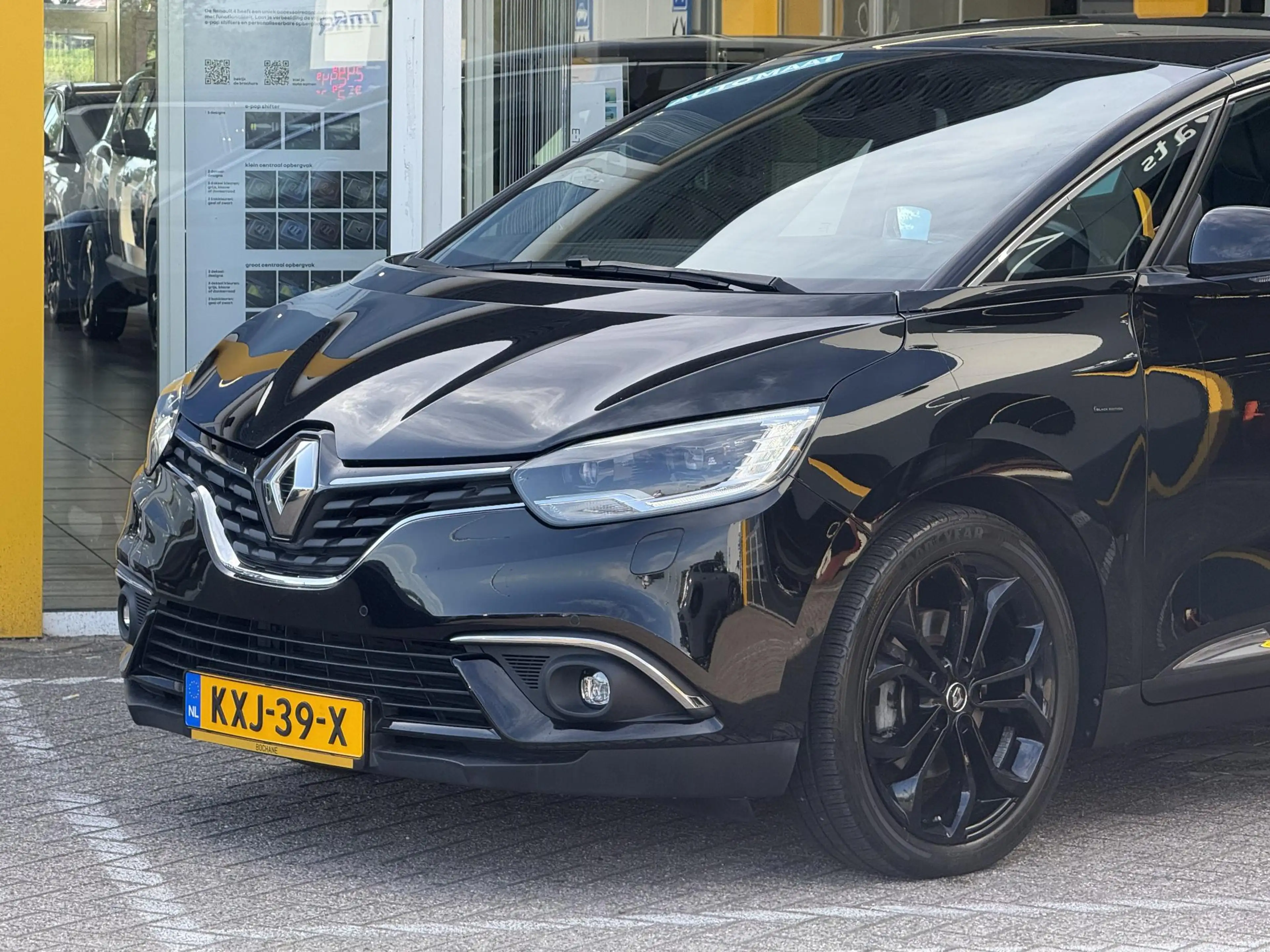 Renault Scenic 1.3 TCe 140 EDC Black Edition | Panorama dak | Hea — photo 3