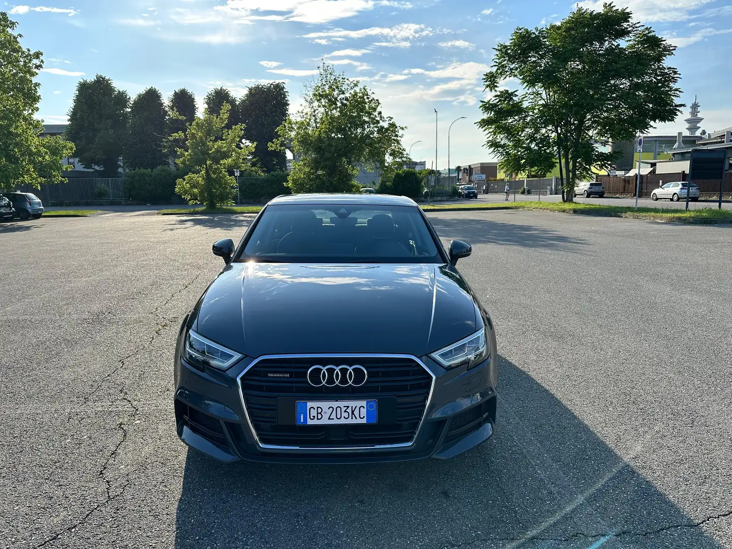 Audi A3 40 TFSI QUATTRO S-LINE Grigio - 2