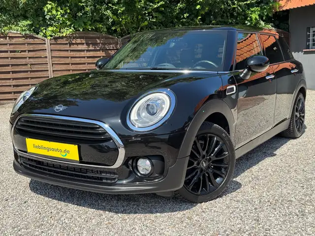 MINI Cooper Clubman Automatik Pano Navi LED Teilleder