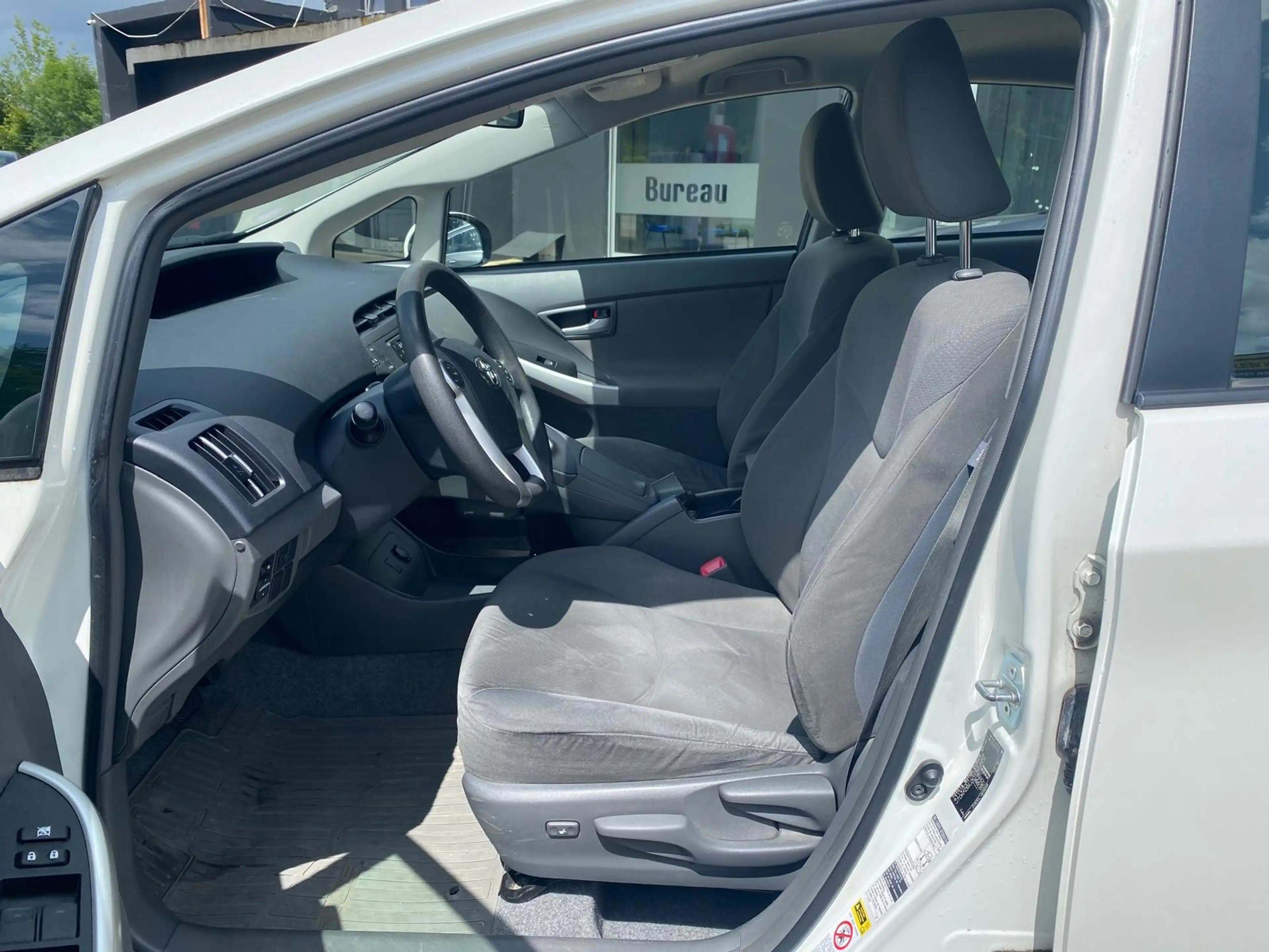 Toyota Prius Hybrid 1.8i VVT-i Comfort **1st Eigenaar** — photo 9