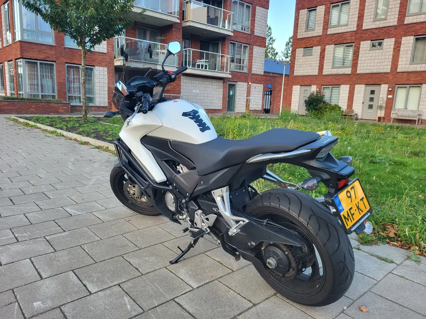 Honda VFR 800 Honda Crossrunner vfr800x Wit - 2