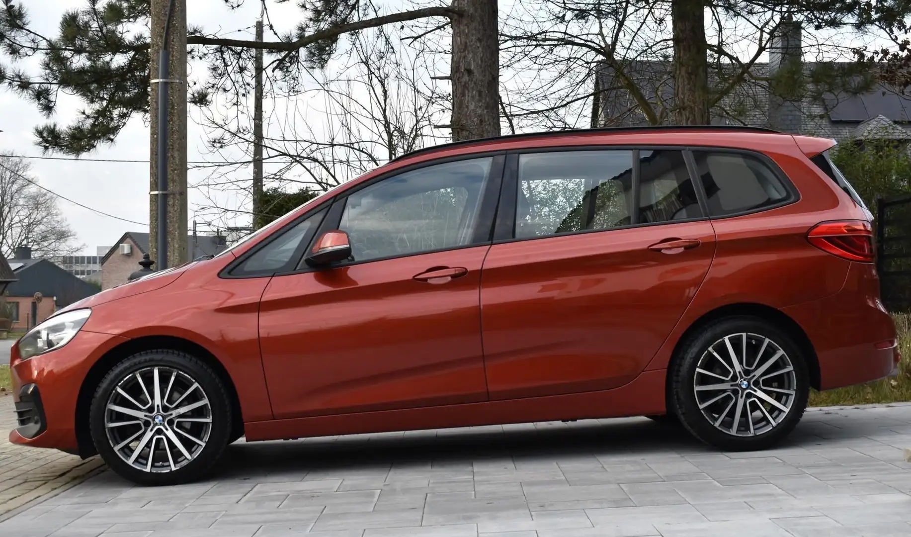BMW 216 Gran Tourer ** 7 PLACES ** SPORT ** CAMERA ** Orange - 2