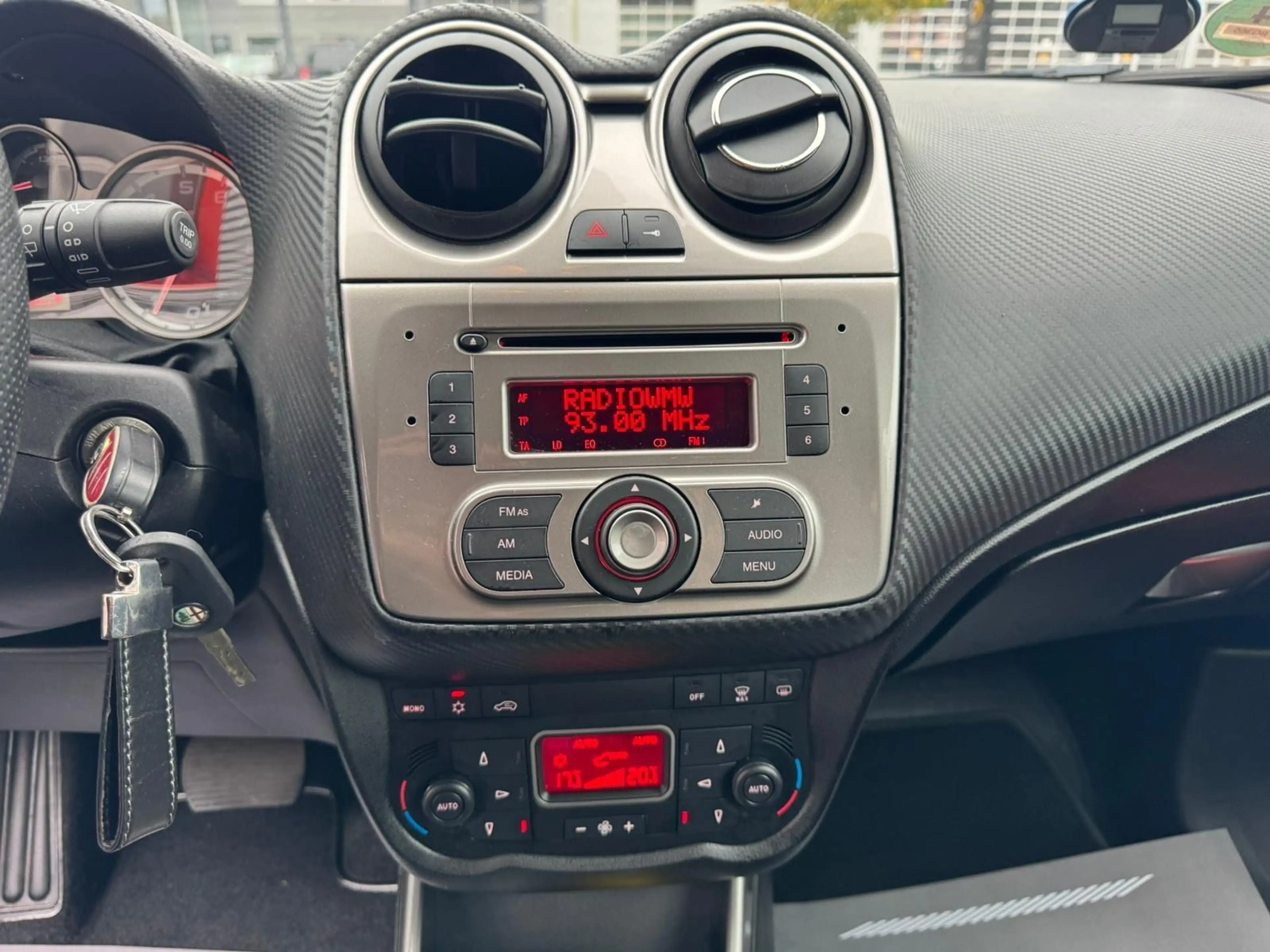 Alfa Romeo MiTo 1.4 TB 16V MultiAir Turismo — photo 13
