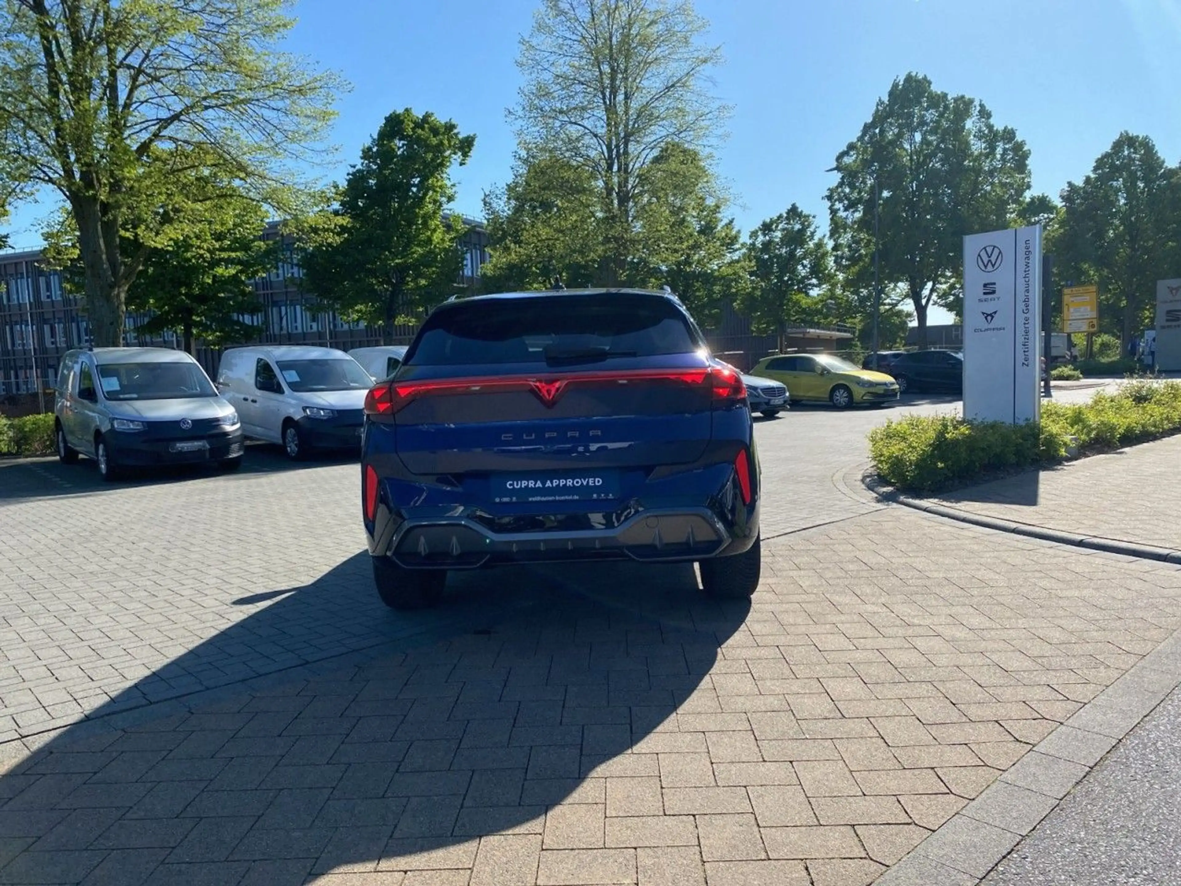 CUPRA Terramar DSG 1.5 eTSI+AHK+DriveXL+Allwetter — photo 4
