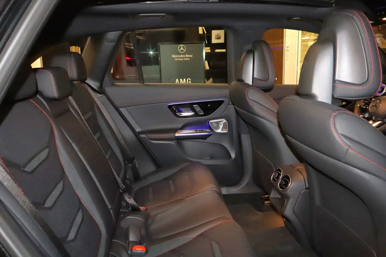 Mercedes-Benz GLC снимка Mercedes-Benz GLC