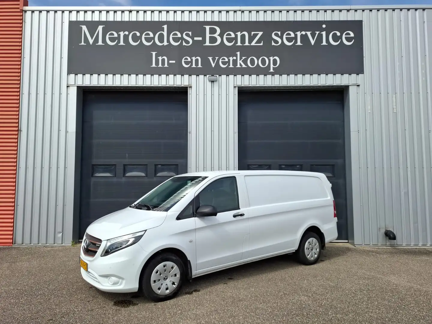 Mercedes-Benz Vito 2.1 CDI 100KW Blanc - 1