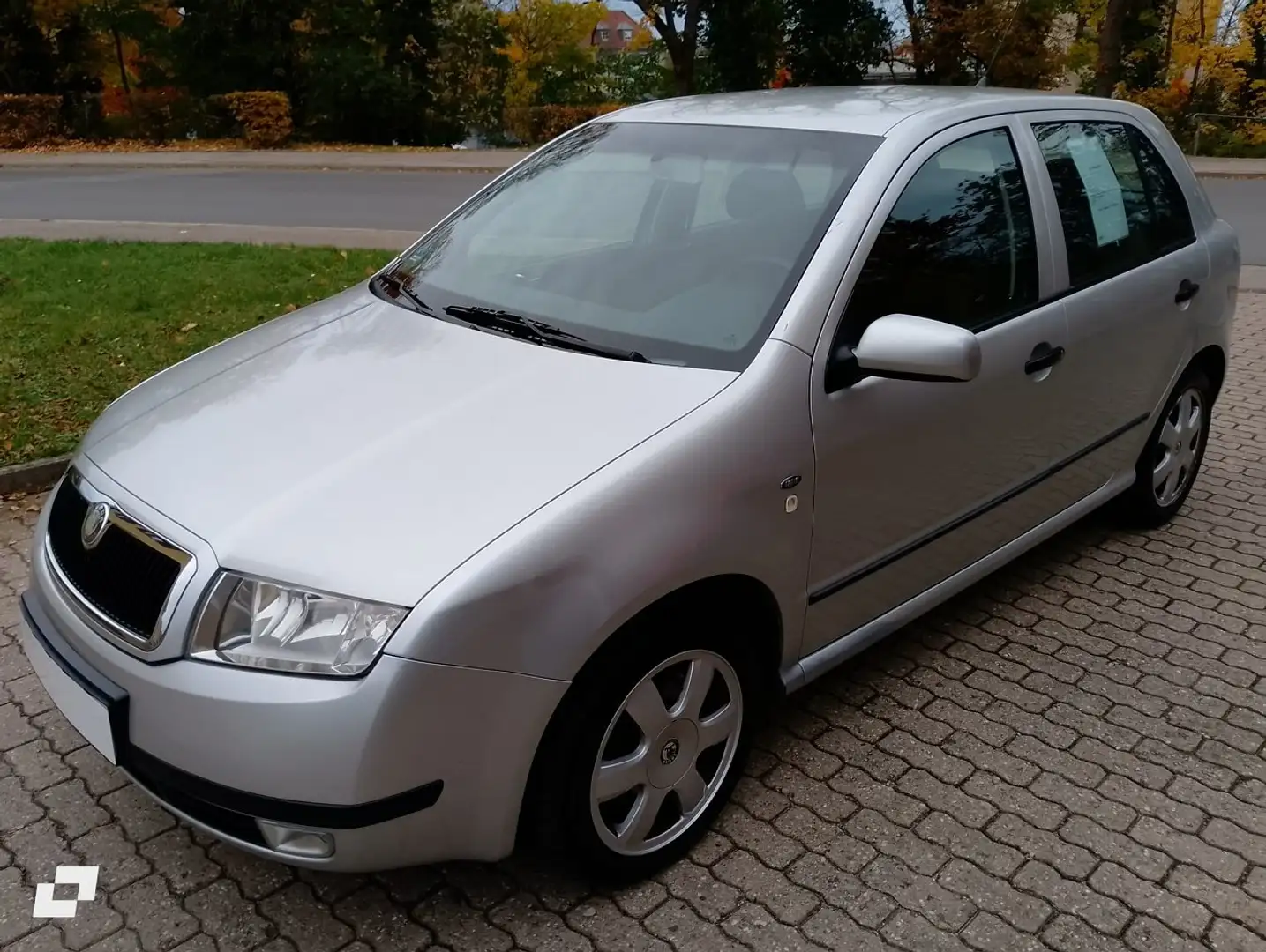 Skoda Fabia Fabia Fließheck 2.0 Elegance Silber - 2
