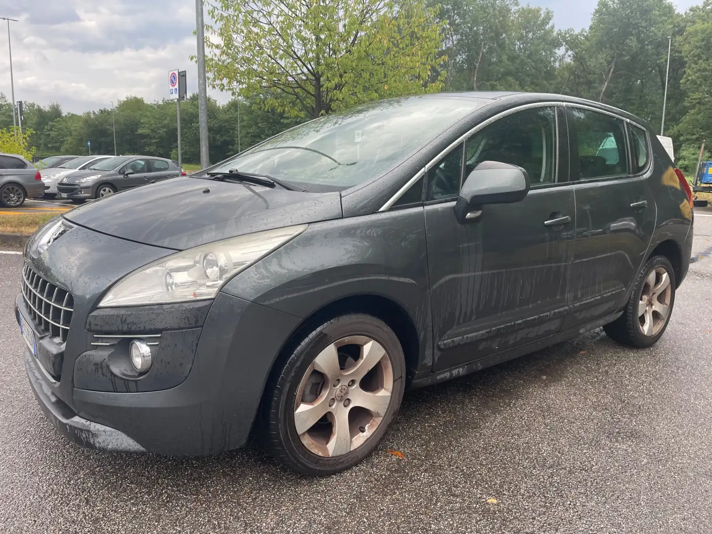 Peugeot 3008 1.6 HDi 112CV*Cerchi* Grigio - 1