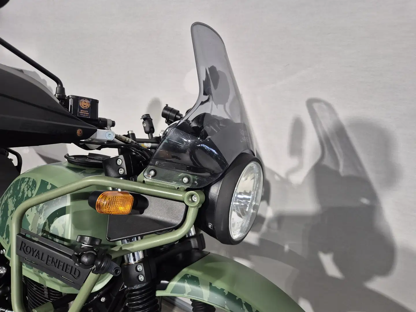 Royal Enfield Himalayan 411 Negru - 2