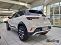 Opel Mokka GS 1.2 MHEV, 6-Gang-Doppelkupplungsgetriebe Weiß - thumbnail 2