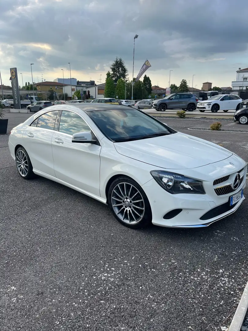 Mercedes-Benz CLA 180 ALLESTIMENTO AMG-FULL OPTIONAL -TETTO Bianco - 1