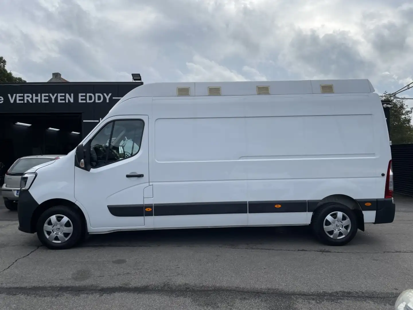 Renault Master 2.3 dCi L3H3 / Navi / Cam / Trekh / € 24.132 Netto Blanc - 2