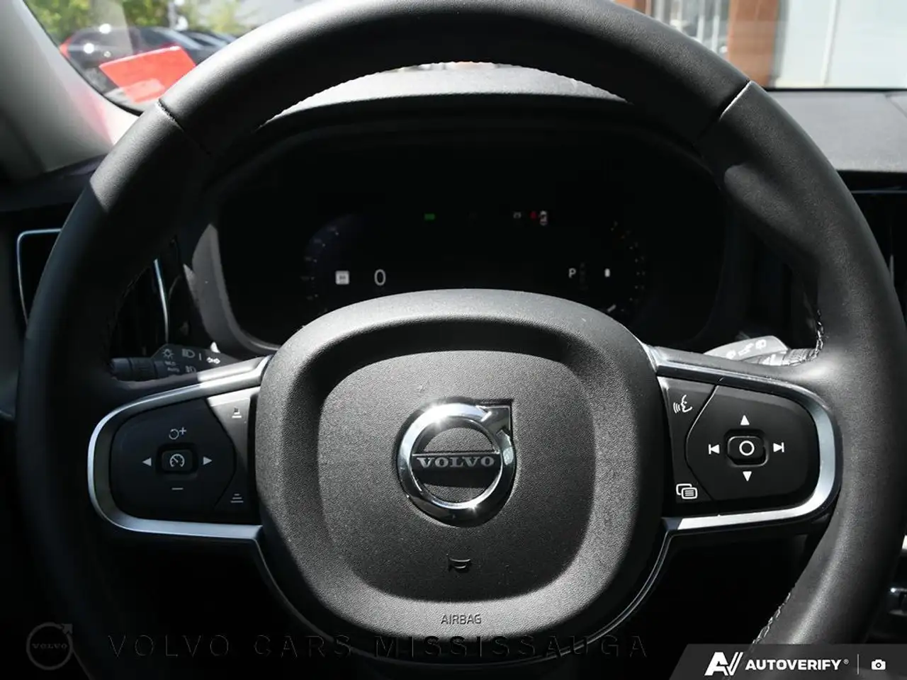 Volvo XC60 снимка Volvo XC60