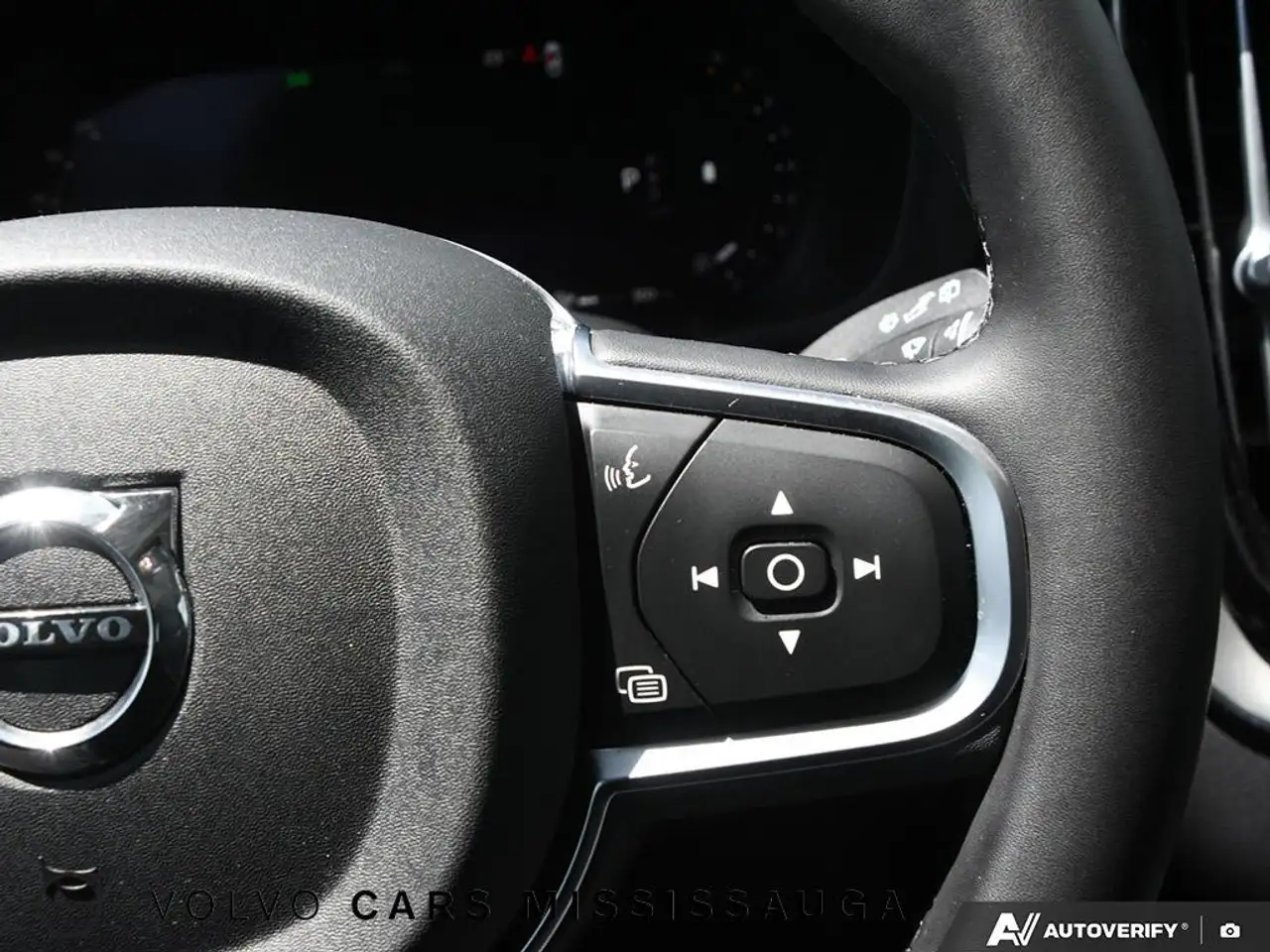 Volvo XC60 снимка Volvo XC60