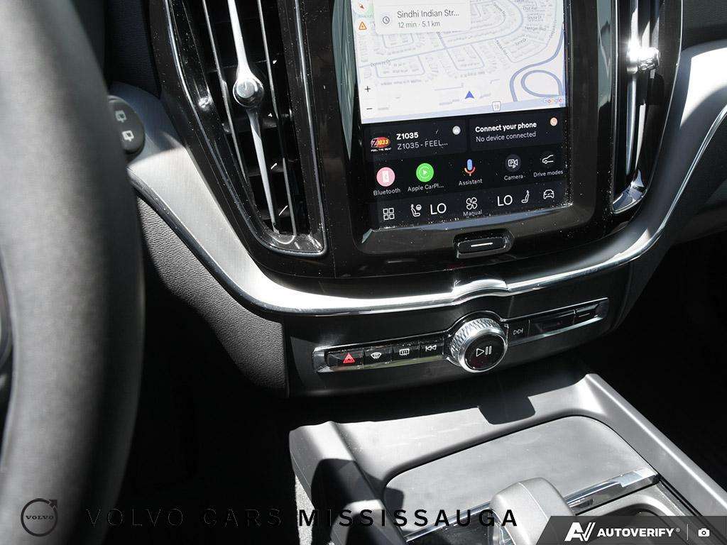 2024 Volvo XC60 Core Dark Theme thumb 19