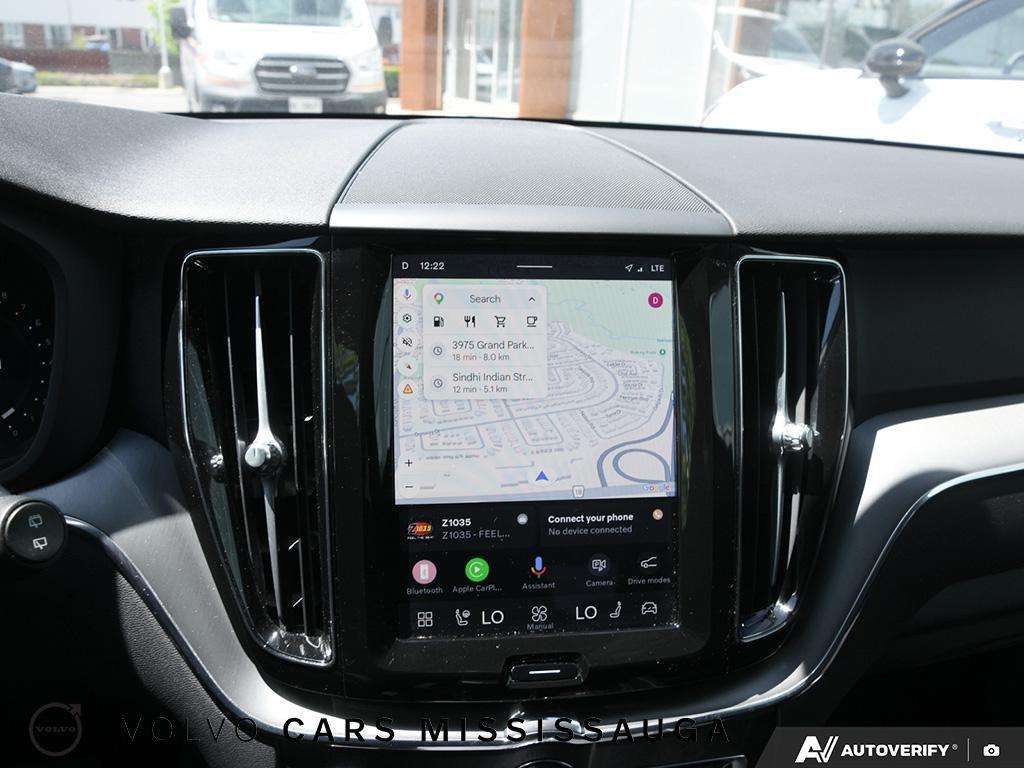 2024 Volvo XC60 Core Dark Theme thumb 20