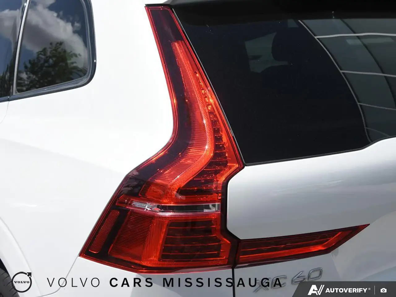 Volvo XC60 снимка Volvo XC60