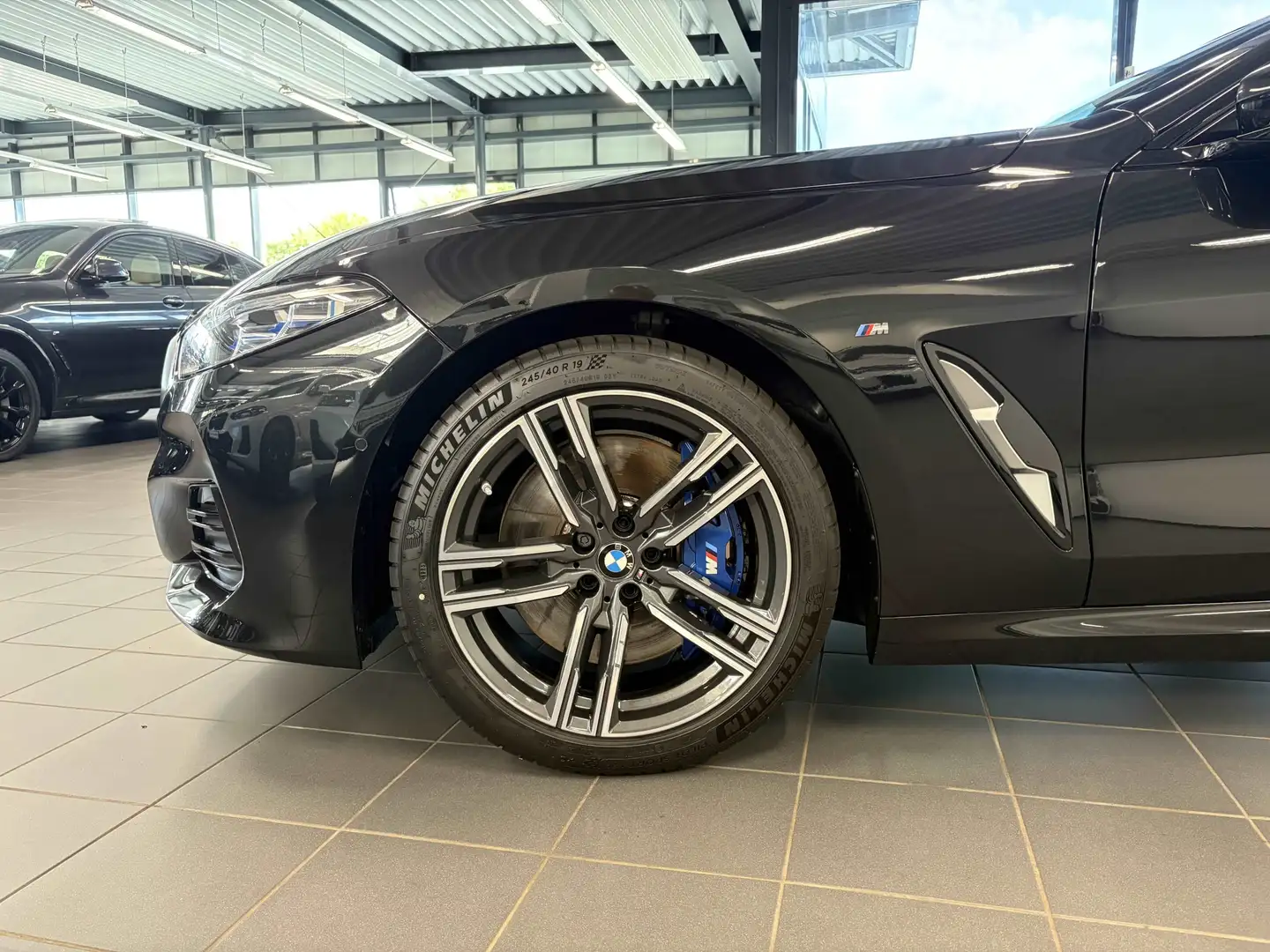 BMW 840 d xDrive Cabrio M Sport HUD ACC 360°KAM RFK NAVI L Negru - 2