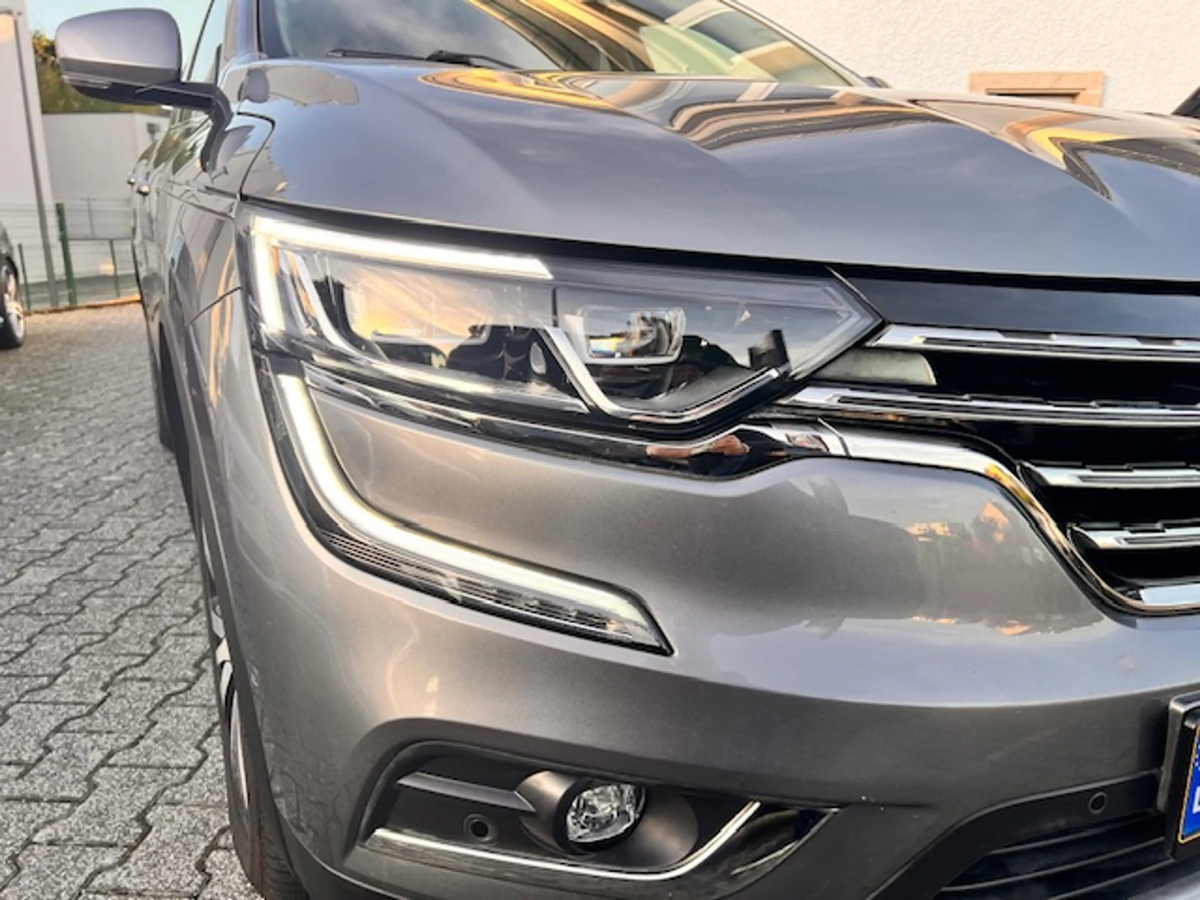 Renault Koleos Koleos ENERGY dCi 175 X-tronic 4WD INITIALE PARIS — photo 3