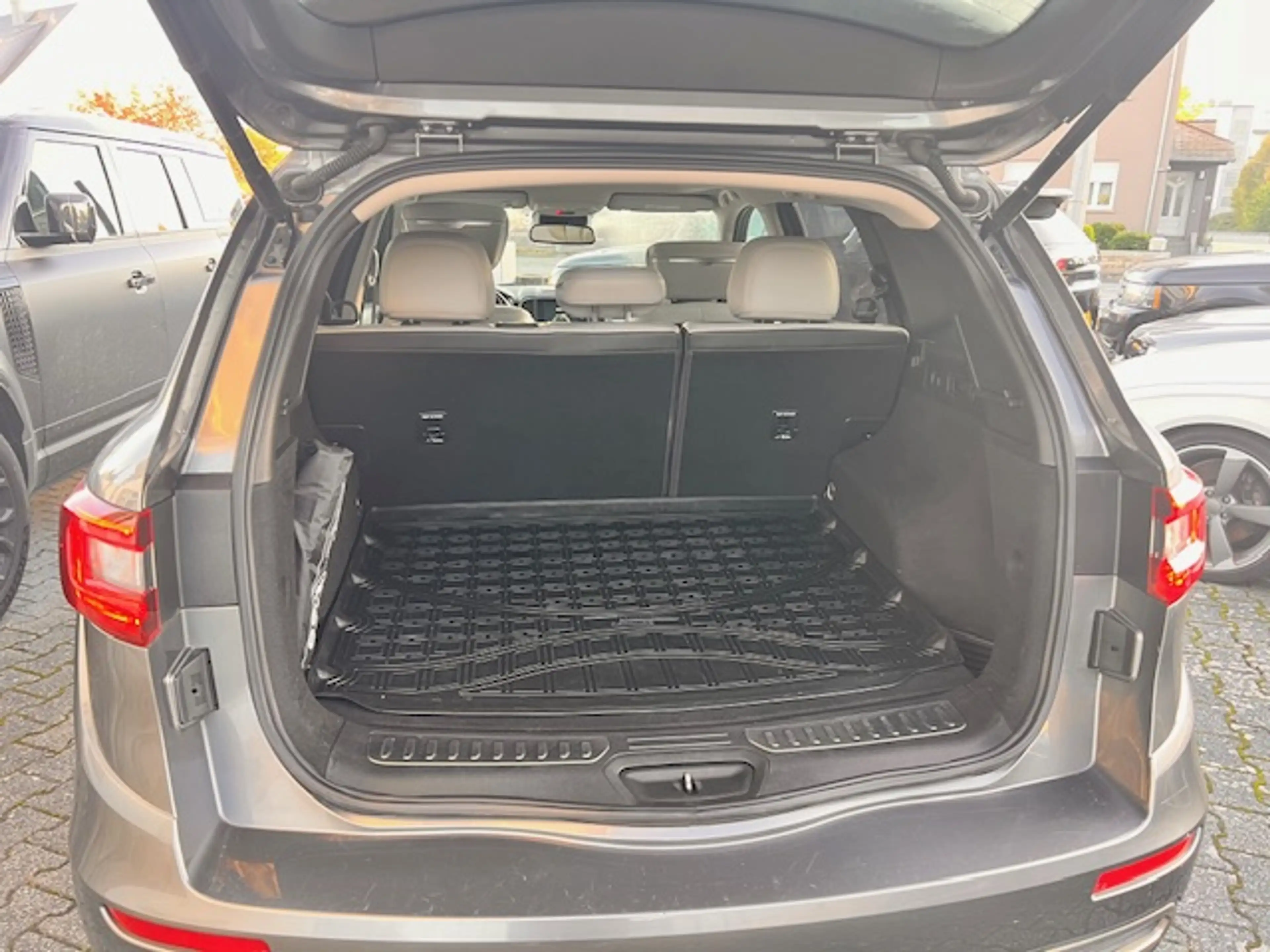 Renault Koleos Koleos ENERGY dCi 175 X-tronic 4WD INITIALE PARIS — photo 11