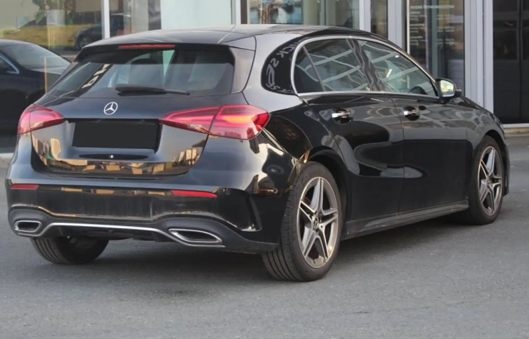 Mercedes-Benz A 200 A 200 d Automatic AMG Line Advanced Plus Nero - 2