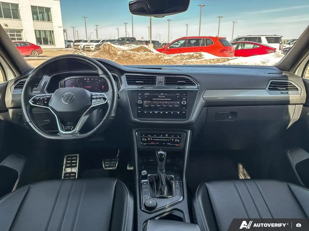 Volkswagen Tiguan снимка Volkswagen Tiguan