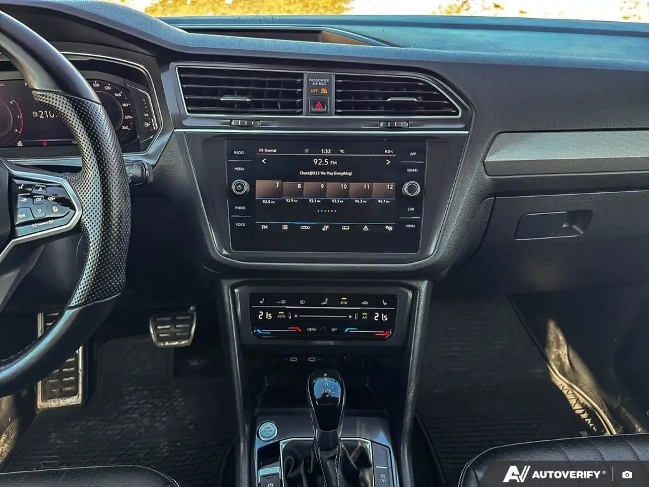 Volkswagen Tiguan снимка Volkswagen Tiguan