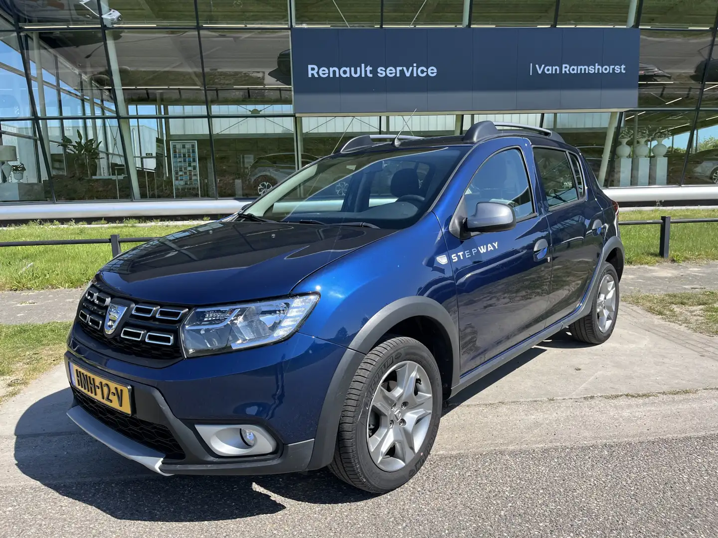 Dacia Sandero 0.9 TCe 90PK Stepway /Navigatie/ Mooie KM stand !! Bleu - 1