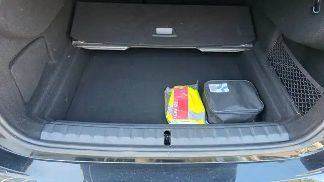 BMW 2 Series view 12