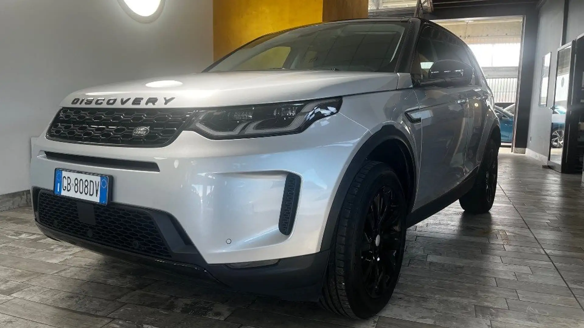 Land Rover Discovery Sport 2.0D I4-L.Flw 150 CV AWD HSE N1 AUTOCARRO Grigio - 1