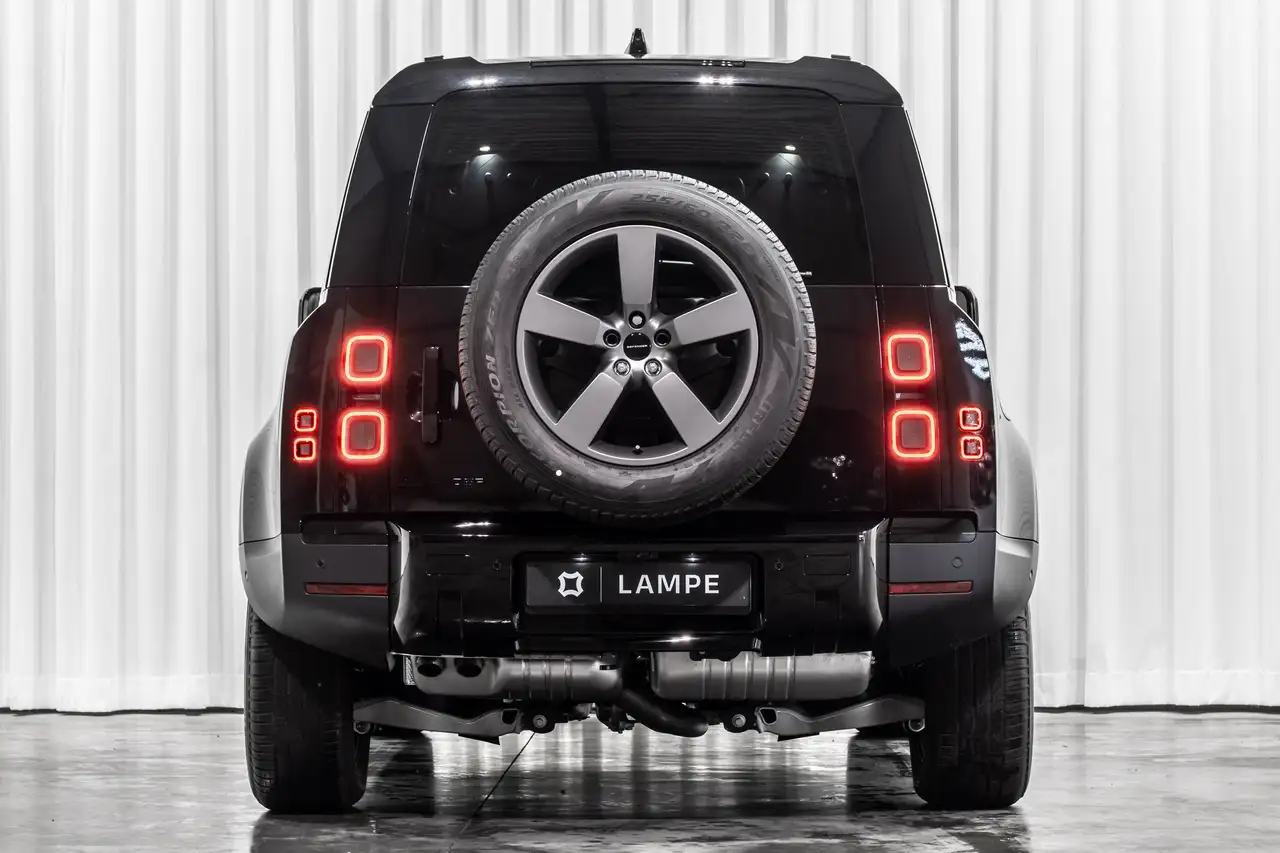 Land Rover Defender 110 D250 S Hard Top Lichte Vracht 3-Zit Trekhaak — foto 7