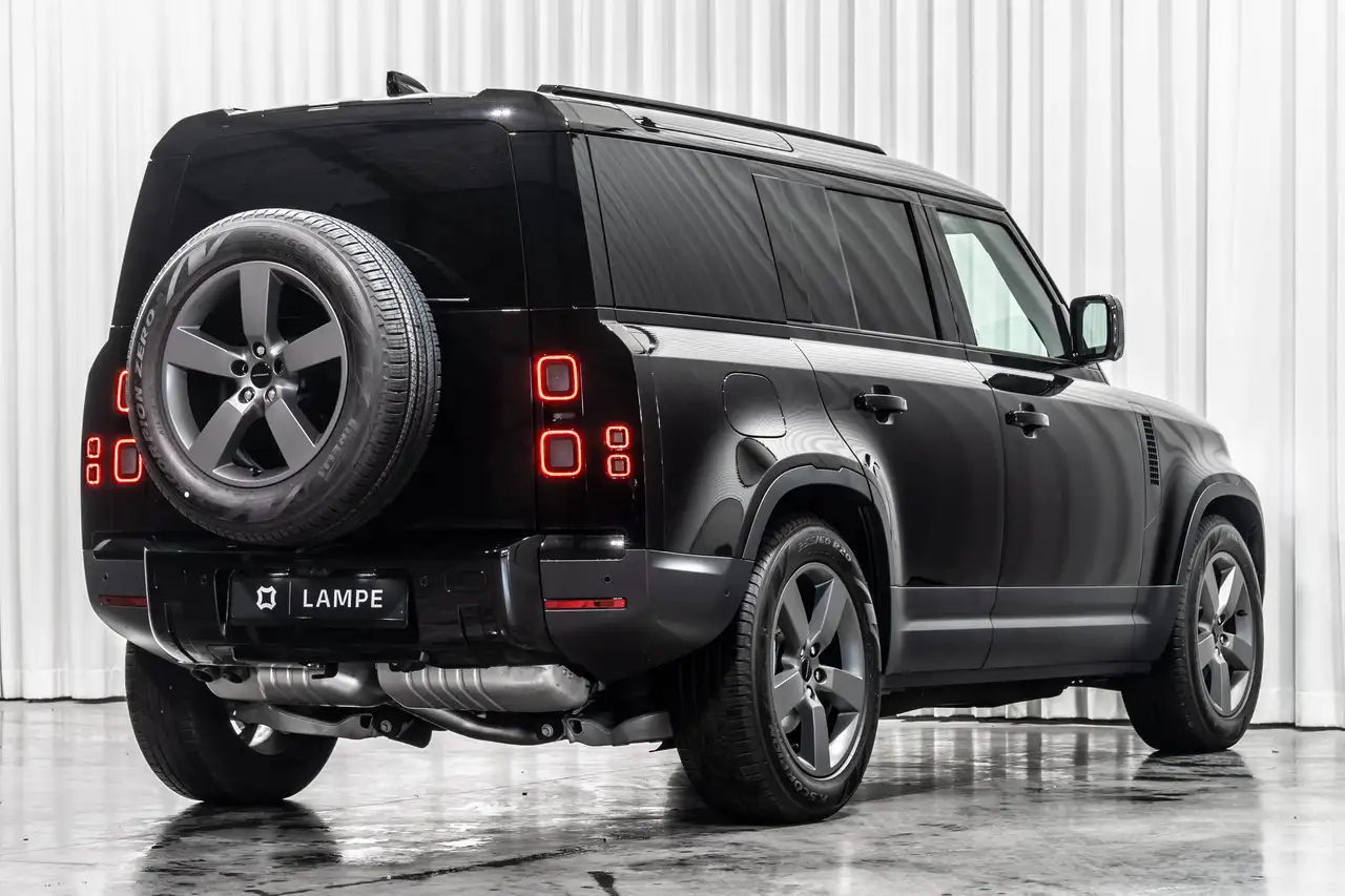 Land Rover Defender 110 D250 S Hard Top Lichte Vracht 3-Zit Trekhaak — foto 8