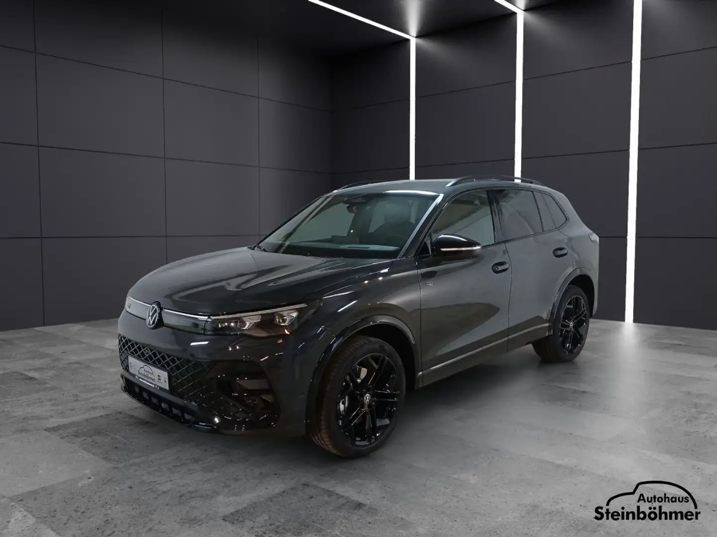 Volkswagen Tiguan R-Line 2.0 TDI 4Motion BlackStyle Leder IQ. Gris - 2