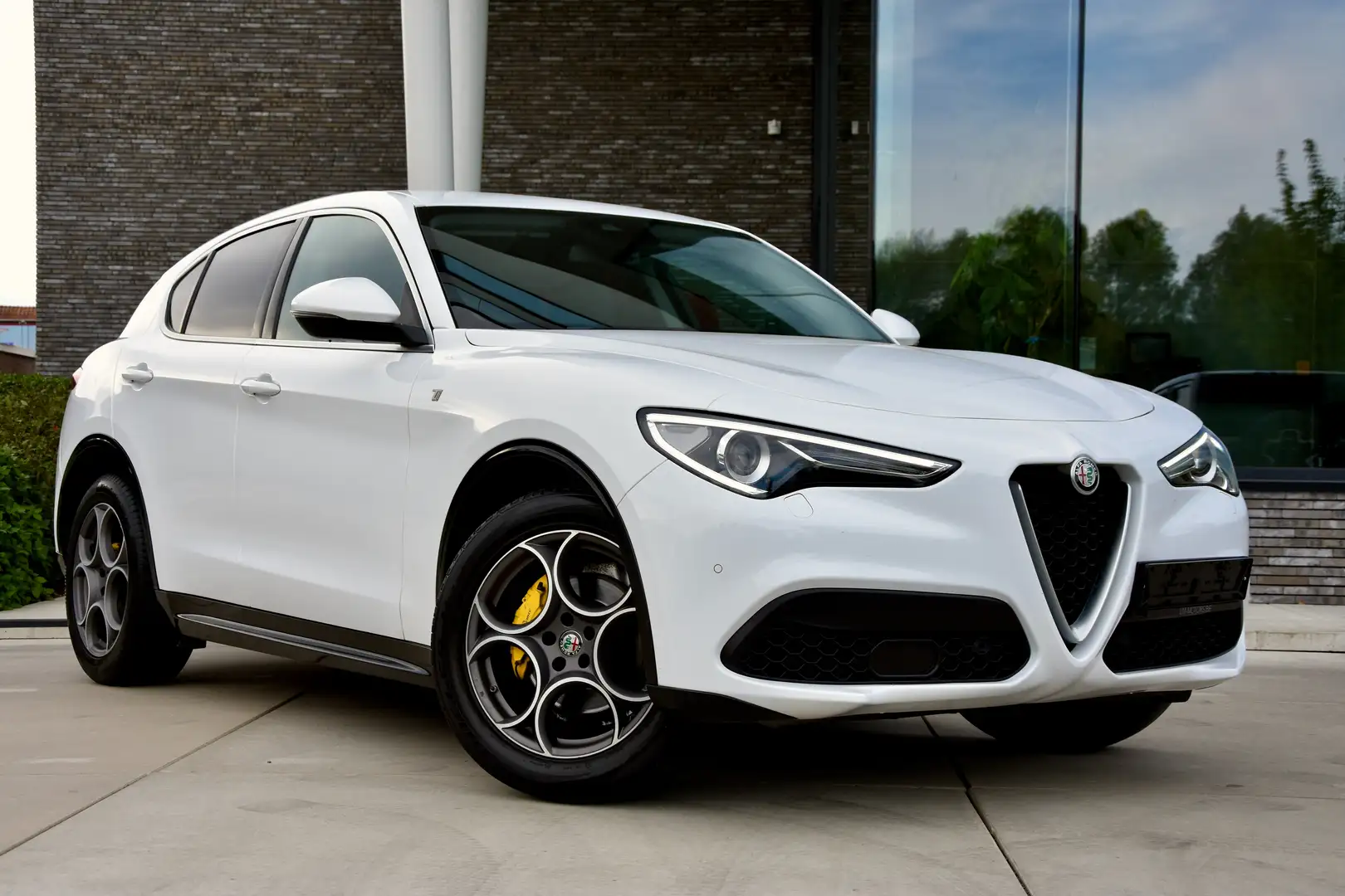 Alfa Romeo Stelvio Stelvio 2.0 Turbo 16V AT8-Q4 Sprint Blanc - 1