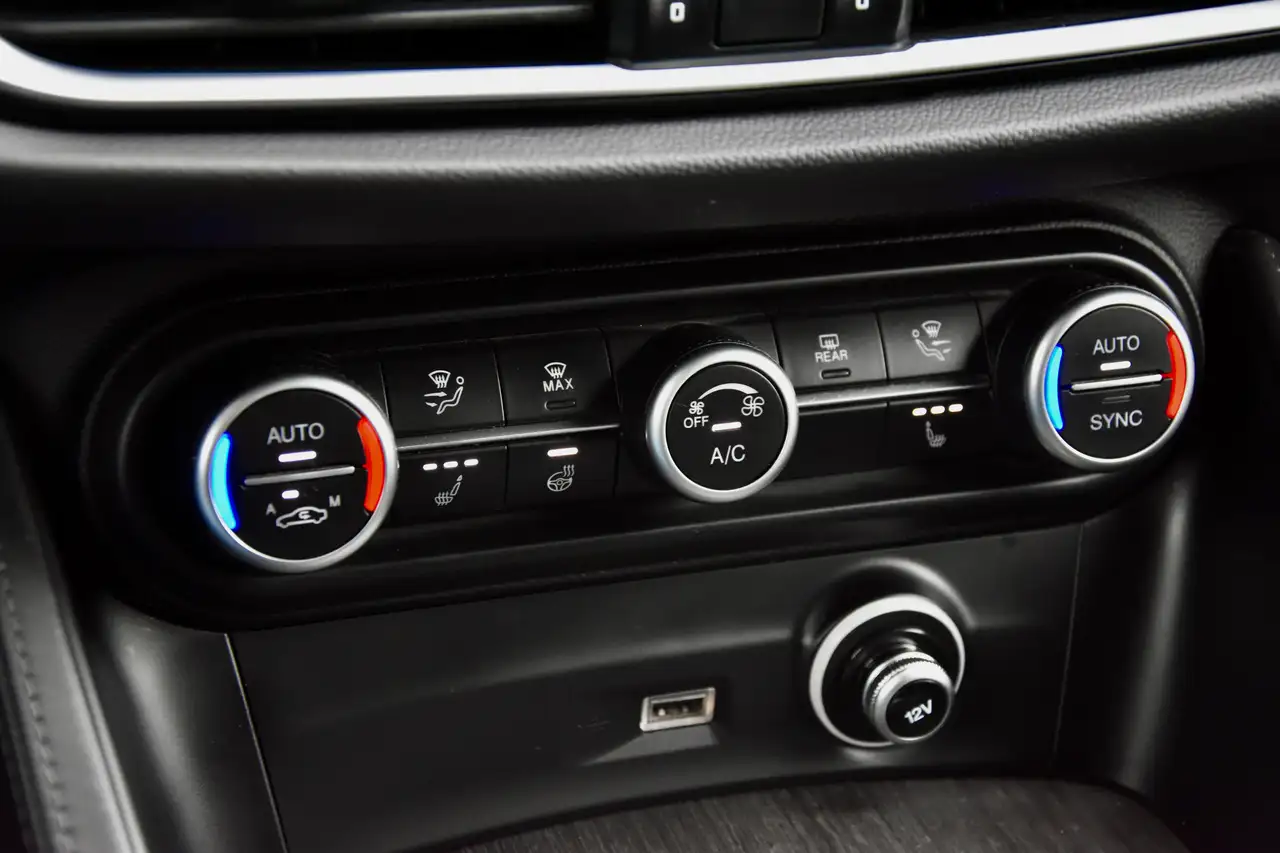 Alfa Romeo Stelvio 2022