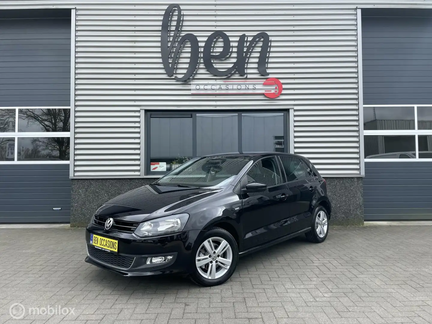 Volkswagen Polo 1.2 Highline 2e Eig Airco Cruise PDC Zwart - 1