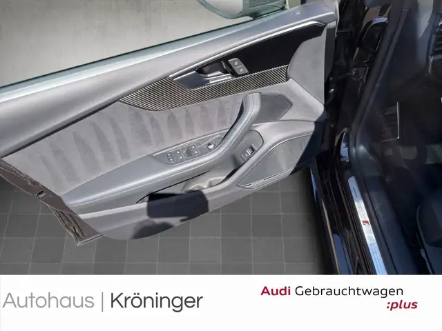 Audi RS5 view 8