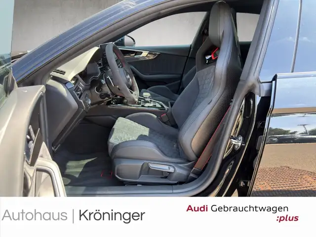 Audi RS5 view 7