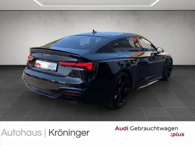Audi RS5 view 2