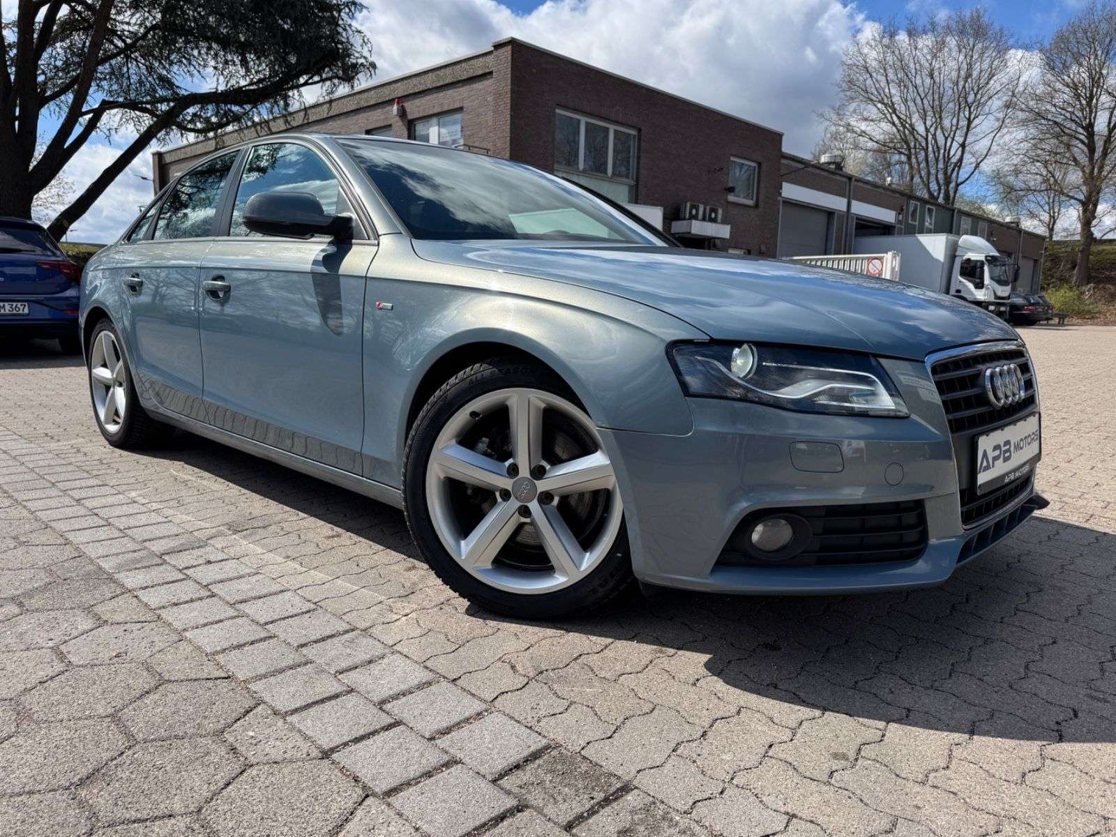 Second hand Audi A4 2.0