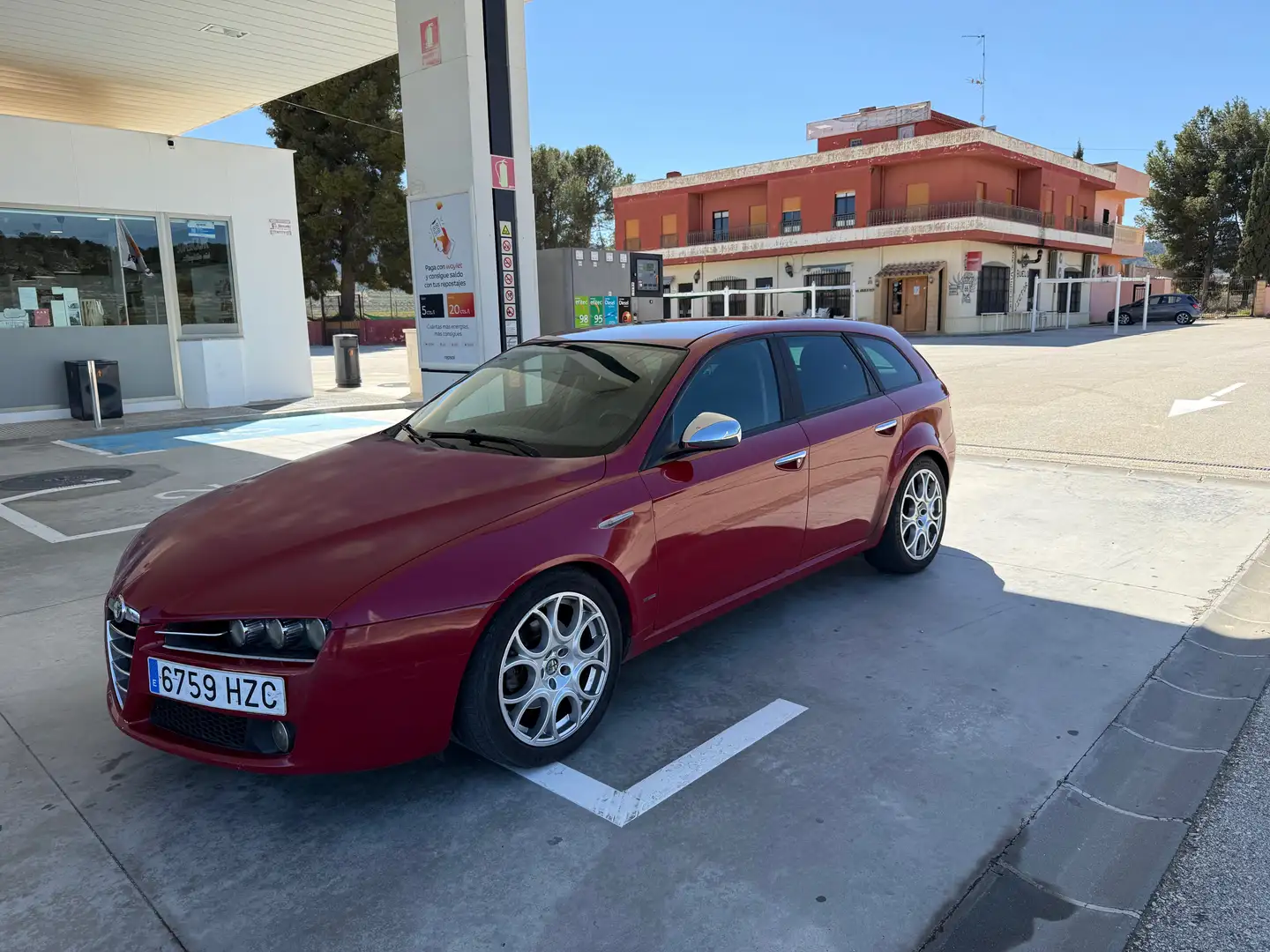 Alfa Romeo 159 159 Sportwagon 2.2 JTS Distinctive Distinctive Rojo - 1