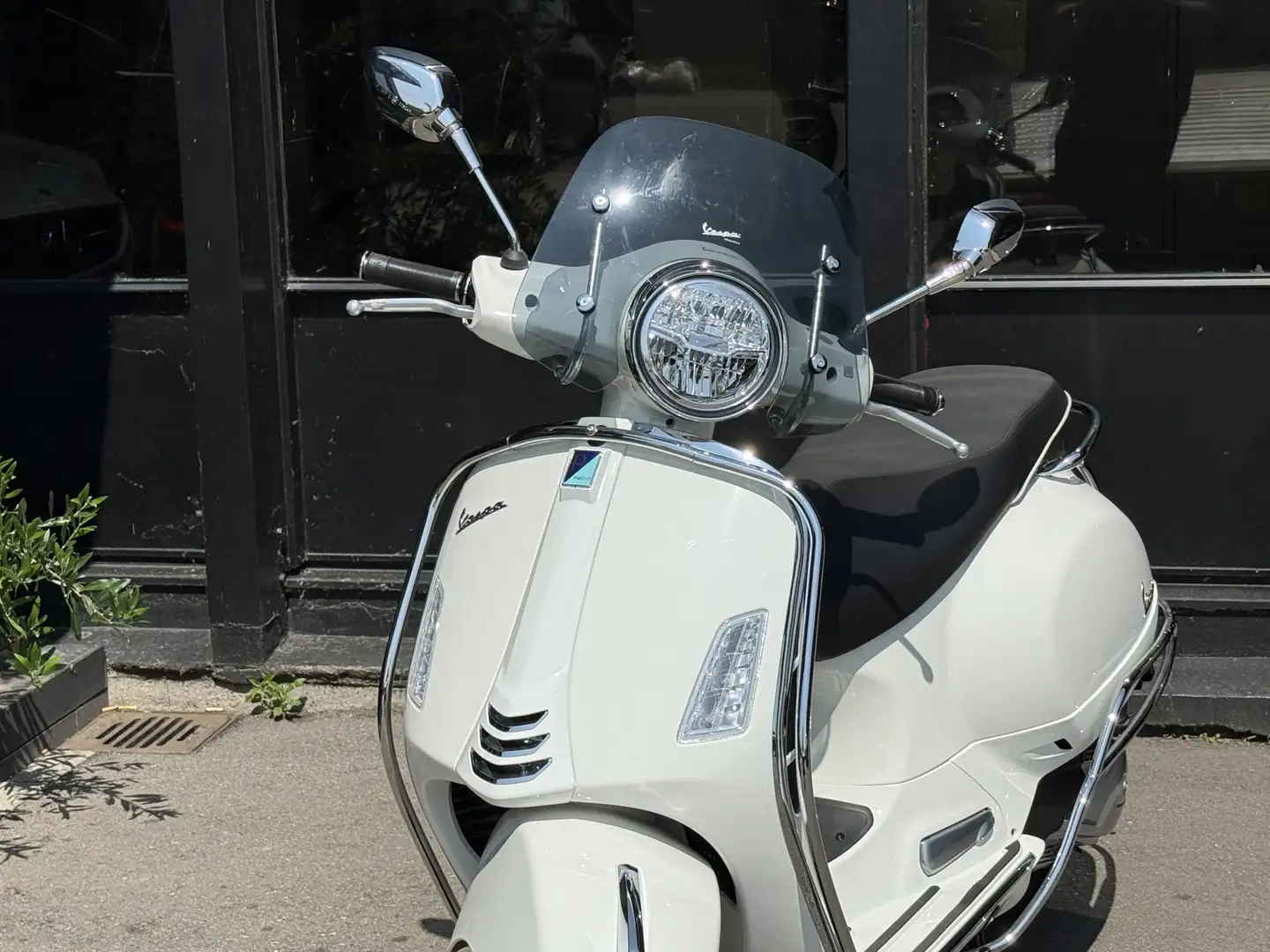 Vespa GTS Super 300 Piaggio HPE Vol opties SPLINTER NIEUW !! - 2