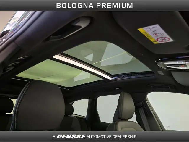 Volvo XC60 view 12