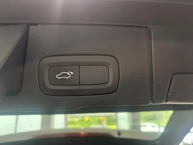 Volvo XC60 view 12