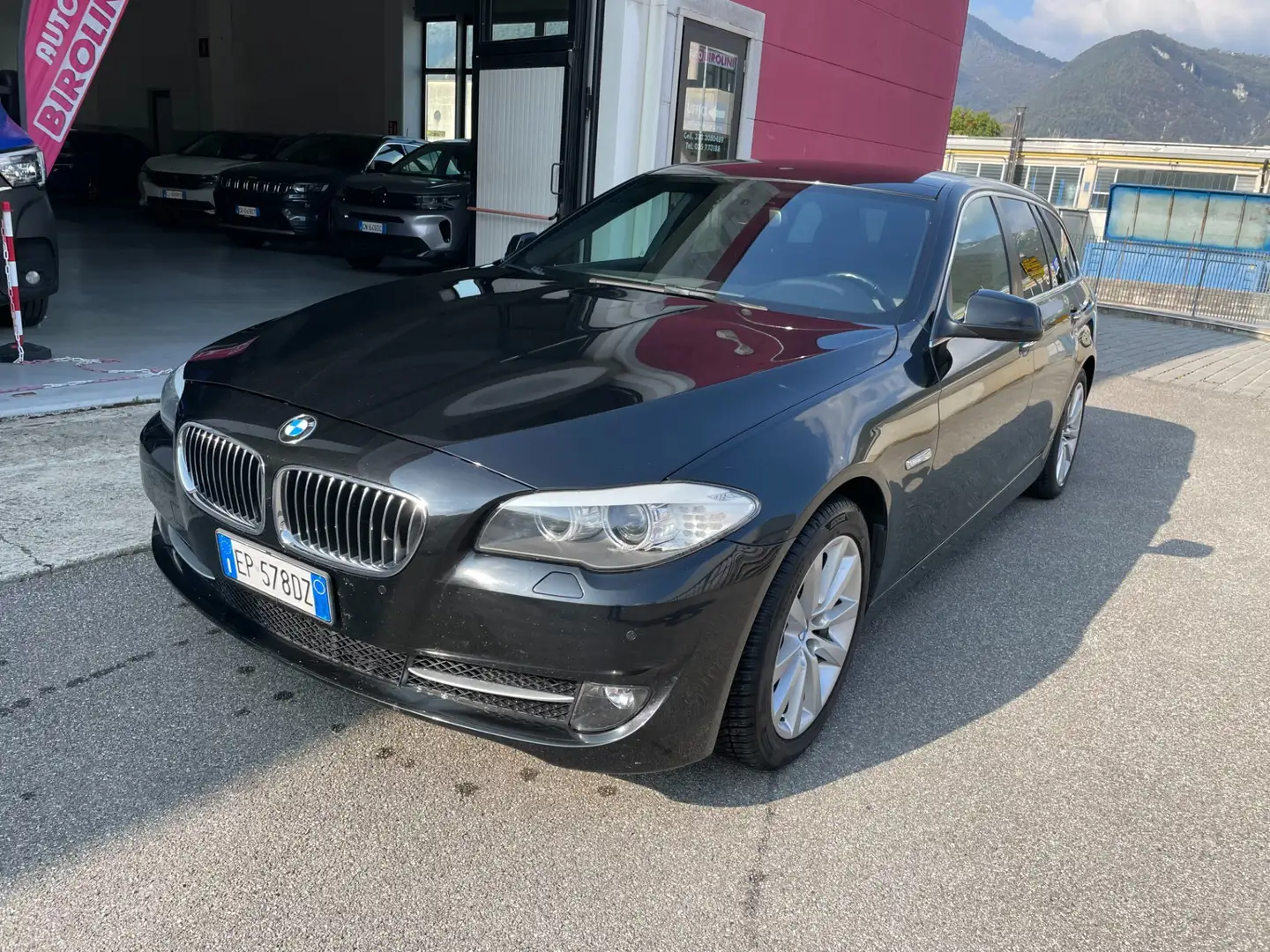 BMW 520 520d Touring Schwarz - 1