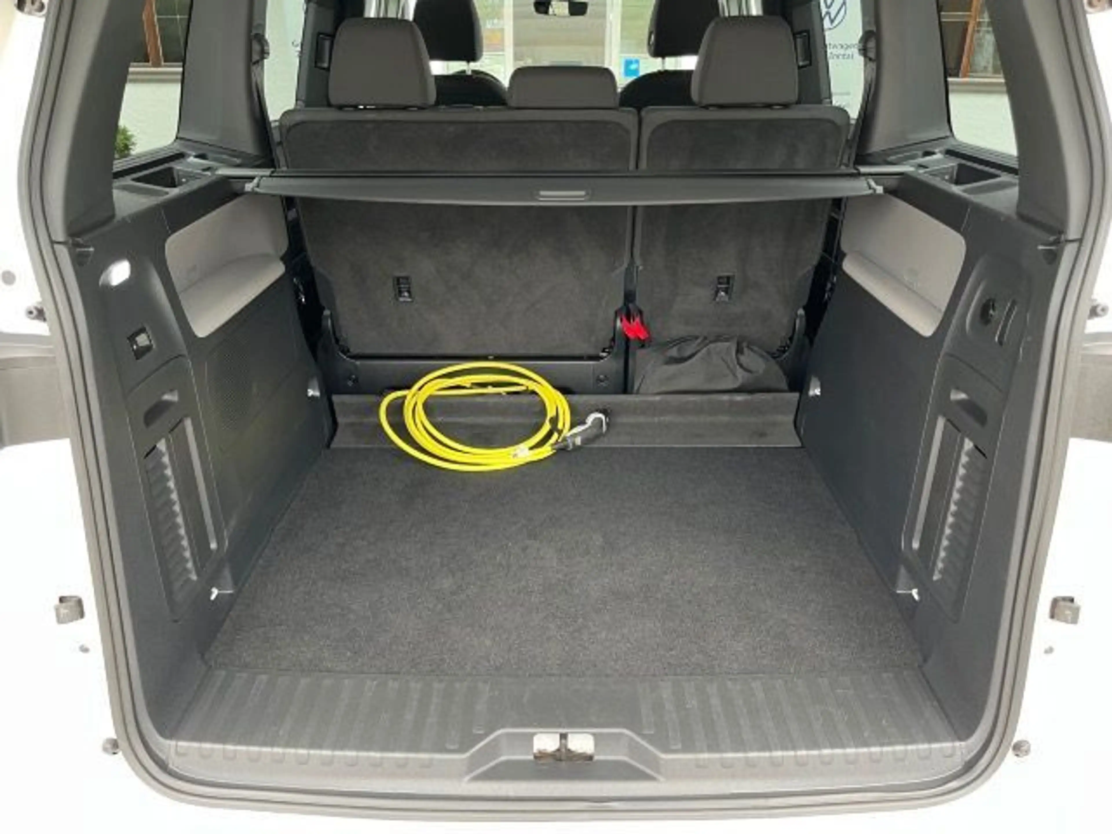 Volkswagen ID. Buzz Pro (AHK+RearView+Navi) Klima Navi Rückfahrkamera — photo 7