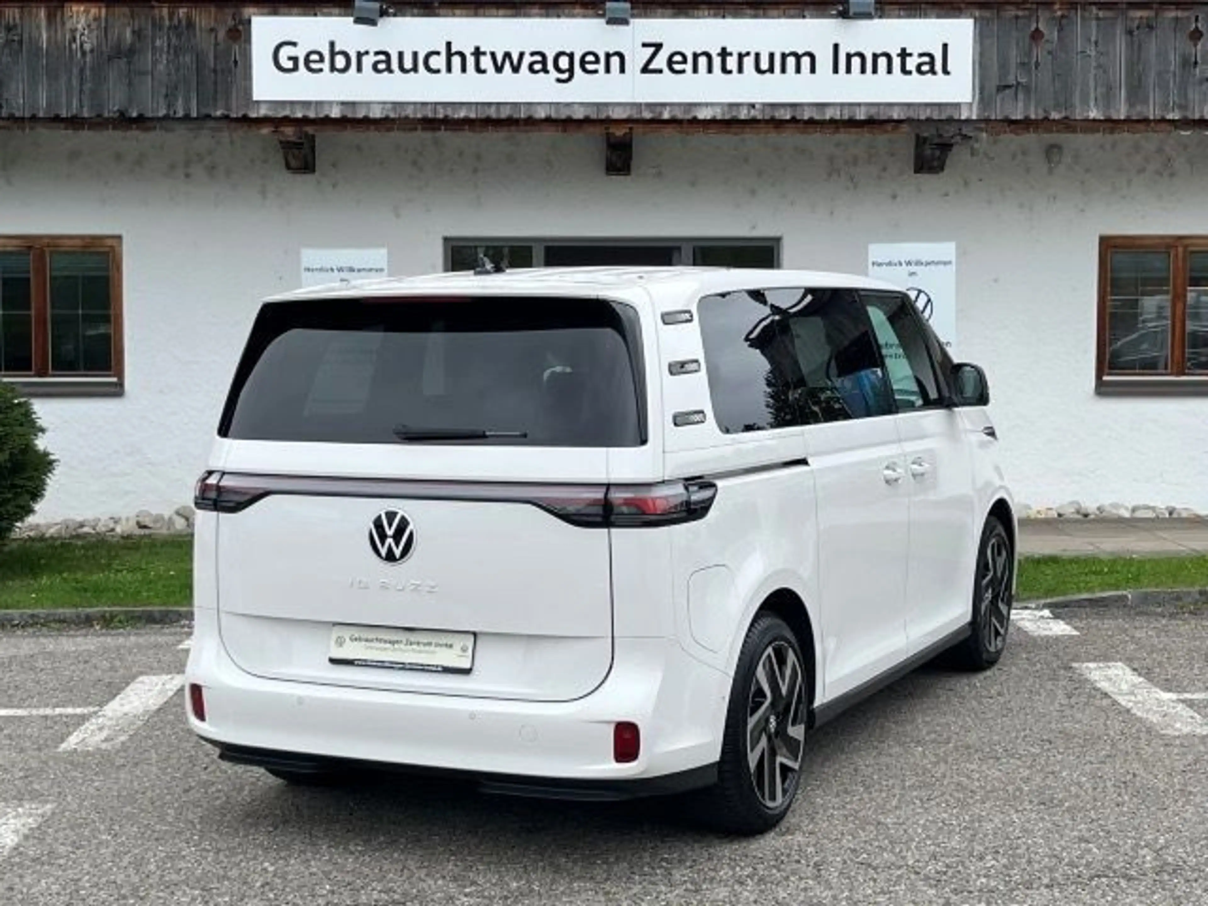 Volkswagen ID. Buzz Pro (AHK+RearView+Navi) Klima Navi Rückfahrkamera — photo 4