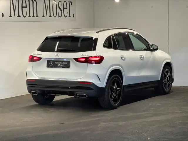 Mercedes-Benz GLA 200 d 4MATIC Österreich-Edition Ansicht 5